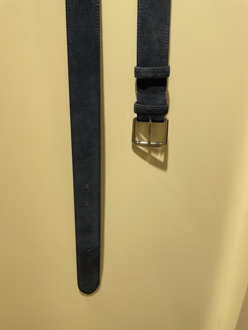 L0r0 P1ana belts